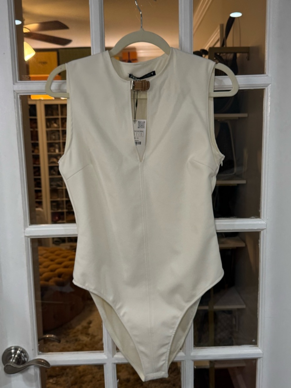 Zara Cream Sleeveless Buckle Front Bodysuit strap fitted - Picture 2 of 7